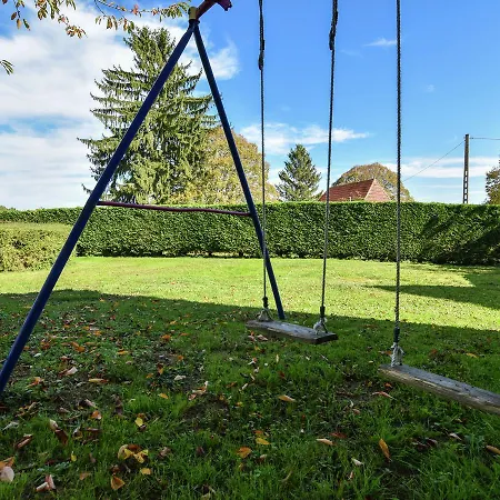 Cosy Holiday Home In Lantheuil With Garden Holiday home Villefranche-du-Perigord