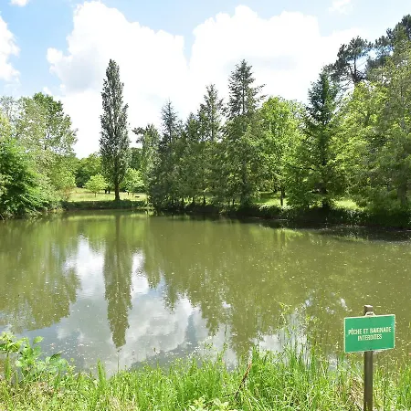 Cosy Holiday Home In Lantheuil With Garden * Villefranche-du-Perigord