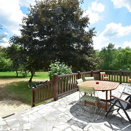 Cosy Holiday Home In Lantheuil With Garden *