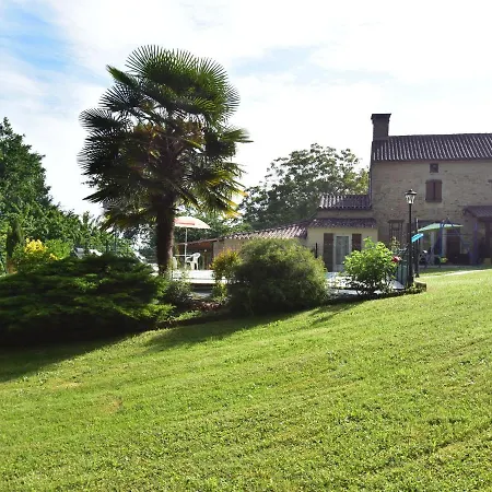 Cosy Holiday Home In Lantheuil With Garden Holiday home Villefranche-du-Perigord