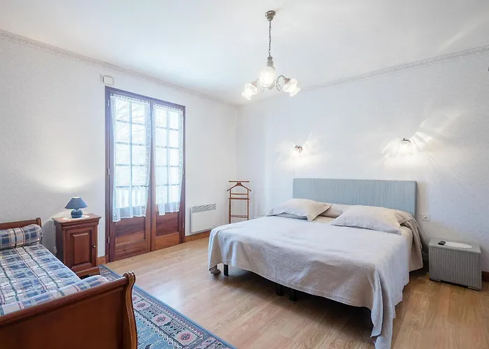 Cosy With Garden * Villefranche-du-Périgord