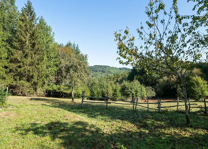 Cosy With Garden * Villefranche-du-Périgord
